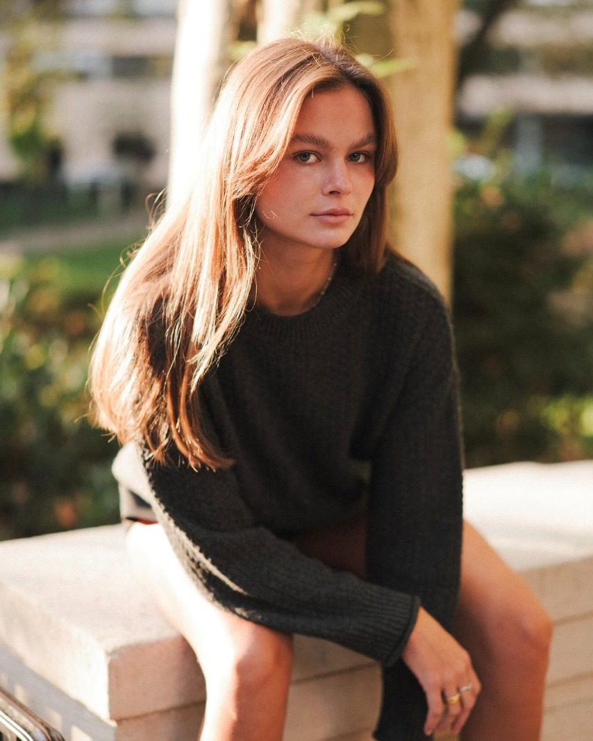 In her pose-and-prosper era πΈ Barbizon PA grad @gracekurtzz shot by @patricksgonzalesphoto