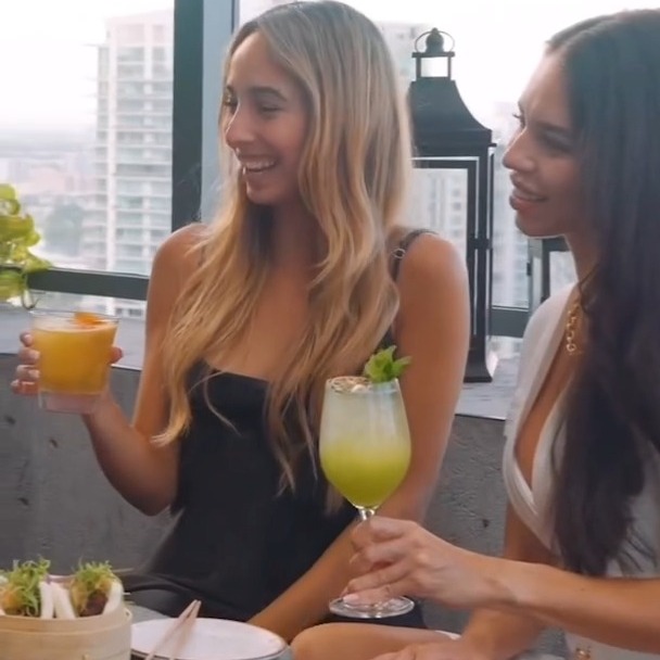 🌴 Escape to the vibrant heart of Miami at EAST Hotel! 🏨 From contemporary design to tropical vibes, we’ve got it all. Relax in chic accommodations, soak in breathtaking rooftop views, and enjoy personalized service tailored just for you. Your unforgettable Miami getaway awaits—see you at the top! @eastmia ✨ #MiamiHotels #LuxuryEscape #TravelinStyle #miaminights #miamilifestyle #305 #miamievents #miamishopping #luxurymiami #therajon #checkincaribbean 🌴 Escape to the vibrant heart of Miami at EAST Hotel! 🏨 From contemporary design to tropical vibes, we’ve got it all. Relax in chic accommodations, soak in breathtaking rooftop views, and enjoy personalized service tailored just for you. Your unforgettable Miami getaway awaits—see you at the top! @eastmia ✨ #MiamiHotels #LuxuryEscape #TravelinStyle #miaminights #miamilifestyle #305 #miamievents #miamishopping #luxurymiami #therajon #checkincaribbean