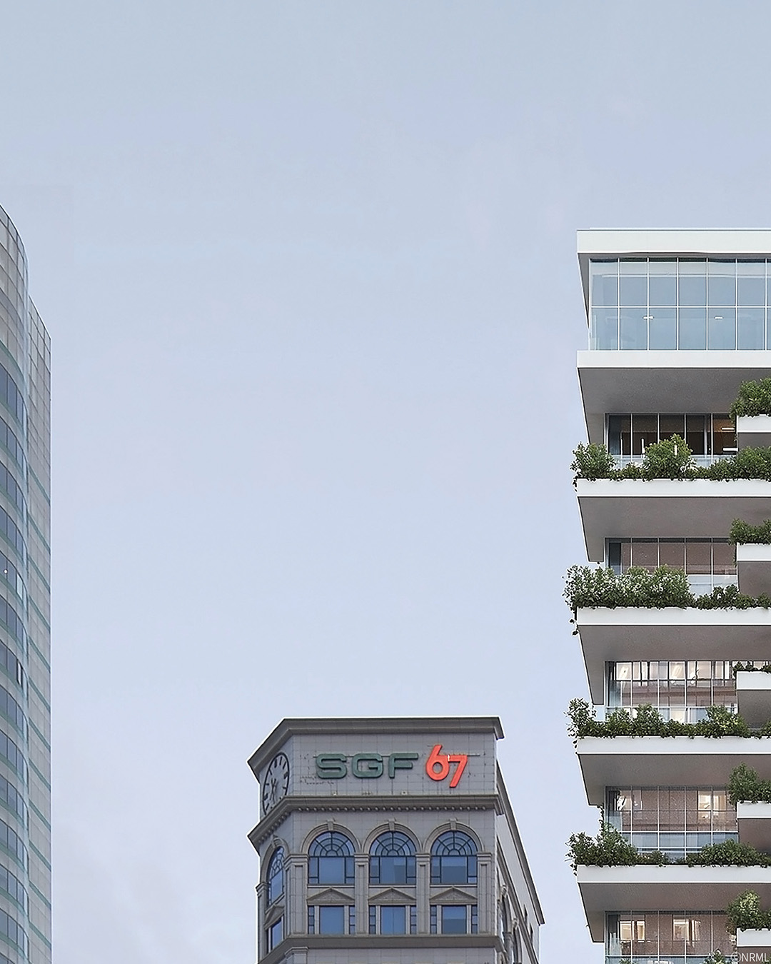 TOMORROW'S SCAPE
미래 전경
2025 SEOUL URBAN ARCHITECTURE CREATIVE INNOVATION COMPETITION
2025 서울특별시 도시건축 창의혁신디자인사업 공모
APPROVED / 선정
⠀
This project fuses public space and nature in architecture, proposing a design that draws nature into the dense urban fabric of Gangnam, while balancing active public openness and long-term spatial sustainability. It has been recognized as an experimental urban architectural work in the 2025 Seoul Urban Architecture Creative Innovation Competition.
⠀
This selection brings deeper meaning and responsibility to the architectural values we pursue. We will continue to explore new possibilities at the intersection of architecture and the city, and remain committed to realizing our vision with sincerity and dedication. (Excerpted)
⠀
공공성과 자연을 건축에 융합한 이 프로젝트는, 강남의 밀집된 도심 속 자연을 끌어들이는 디자인과 적극적인 공공 개방, 그리고 공간의 지속 가능성을 함께 고민하며 주목받은 도시 건축 실험입니다.
⠀
이번 선정은 우리가 지향해온 건축적 가치에 깊은 의미와 책임감을 안겨주었습니다. 앞으로도 우리는 도시와 건축이 만나는 경계에서 더 많은 가능성을 탐색하며, 새롭게 제안한 비전을 성실하게 실현해 나가겠습니다.(일부 발췌)
⠀
📍 R&D Center in Samseong Intersection, Gangnam, Seoul
서울특별시 강남구 삼성역 사거리
⠀
Team: Seonwook Jo, Myungsoo Ha, Dooho Kim, Hyuckjin Shin
@clark____03 @ms_ar_h @hyuck_jin @ho.__.od
CG: NRML.STUDIO @we_are_nrml
#SSP #SeoulArchitecture #Youngarchitect #Architecture #UrbanDesign #PublicSpace #GreenArchitecture #Gangnam #Seoul #SustainableDesign #officearchitecture #FutureCity #UrbanRegeneration #ArchitectureLovers #DesignInspiration #DesignStudio #Office #Cityscape #서울시도시건축디자인혁신사업 #창의혁신 #에스에스피건축사사무소 #박성기 #건축가 #건축 #젊은건축가 #업무시설 #강남 #삼성역 #디자인 #공공건축