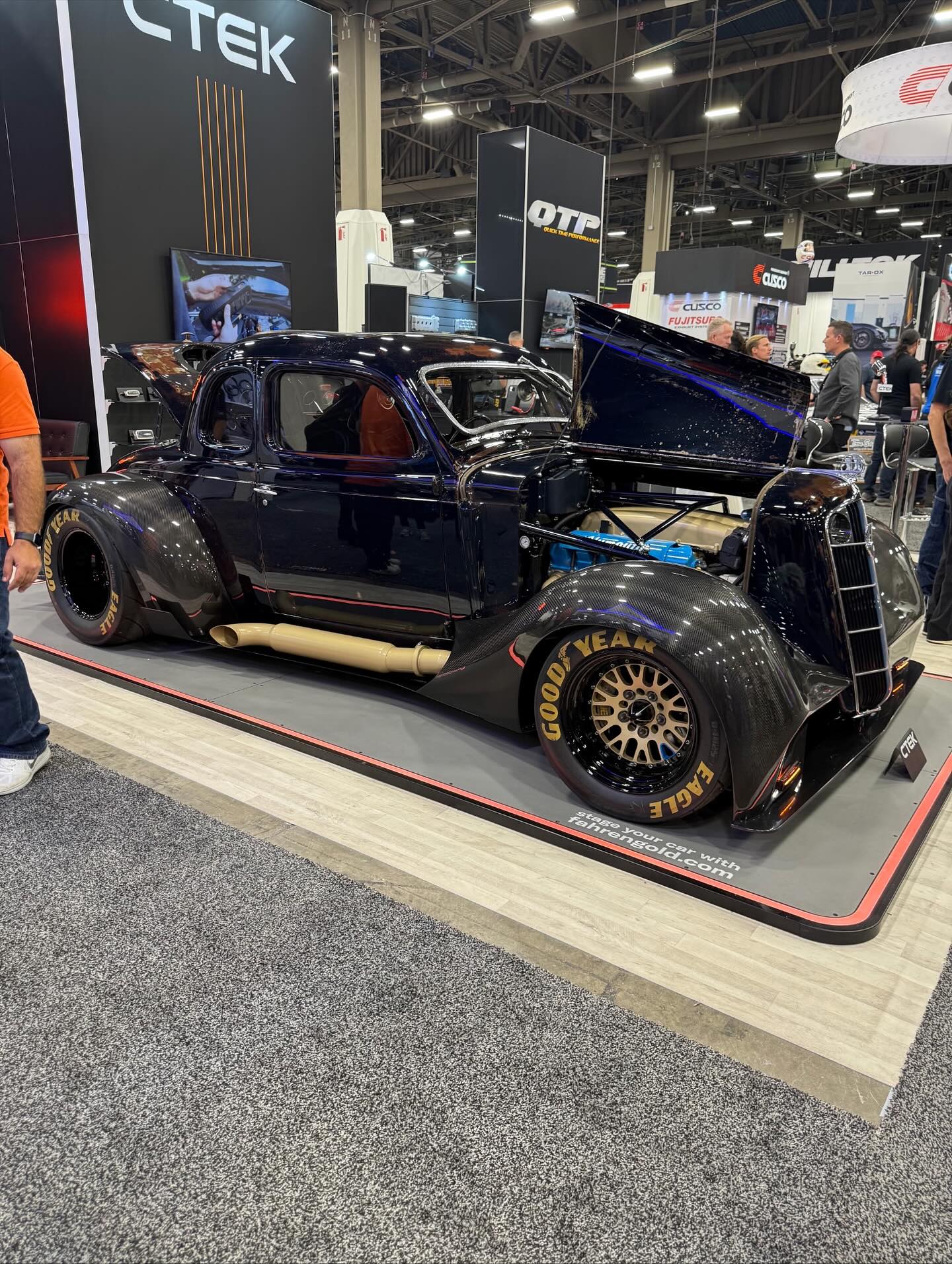 SEMA 2025 ✔️Here are 20 of my favorite builds from this year’s show! I grew up watching SEMA builds on YouTube, so getting to be here in person and be a small part of this industry feels unreal.Huge thanks to everyone who continues to support our small business. Your support means everything. We’re committed to learning, growing, and always giving you our best.#sema #sema2025 #vegas #santanasvinylgarage #SVG #wrapper