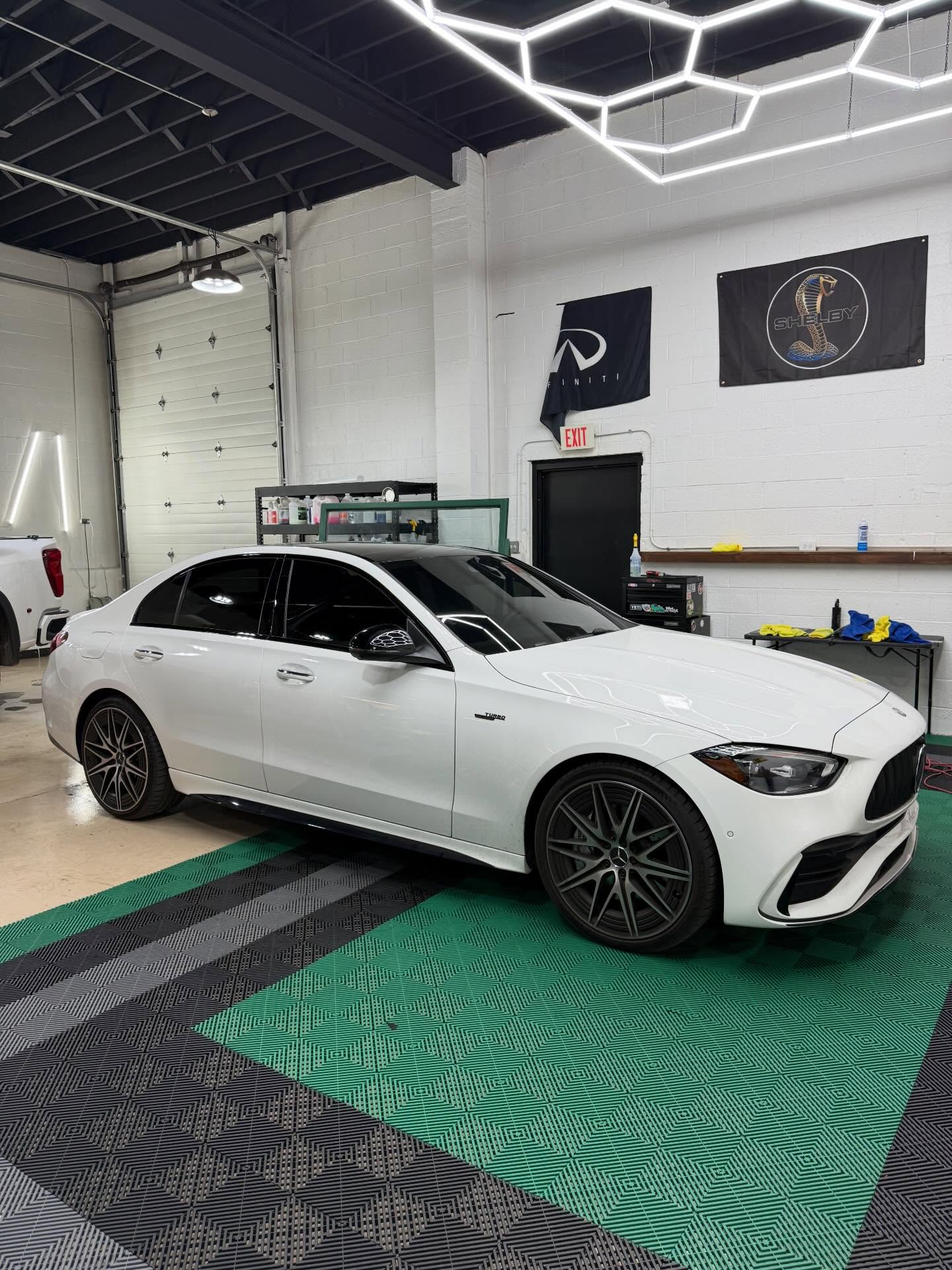 C43 AMG came in looking like a fish bowl & left looking exactly how it should. In my opinion, window tint is the #1 upgrade you can do to any vehicle.It instantly changes the look, gives you privacy, and provides heat rejection on those hot summer days.A cleaner look & practical benefits, can’t beat that!DM or Call today to book before the new year✔️