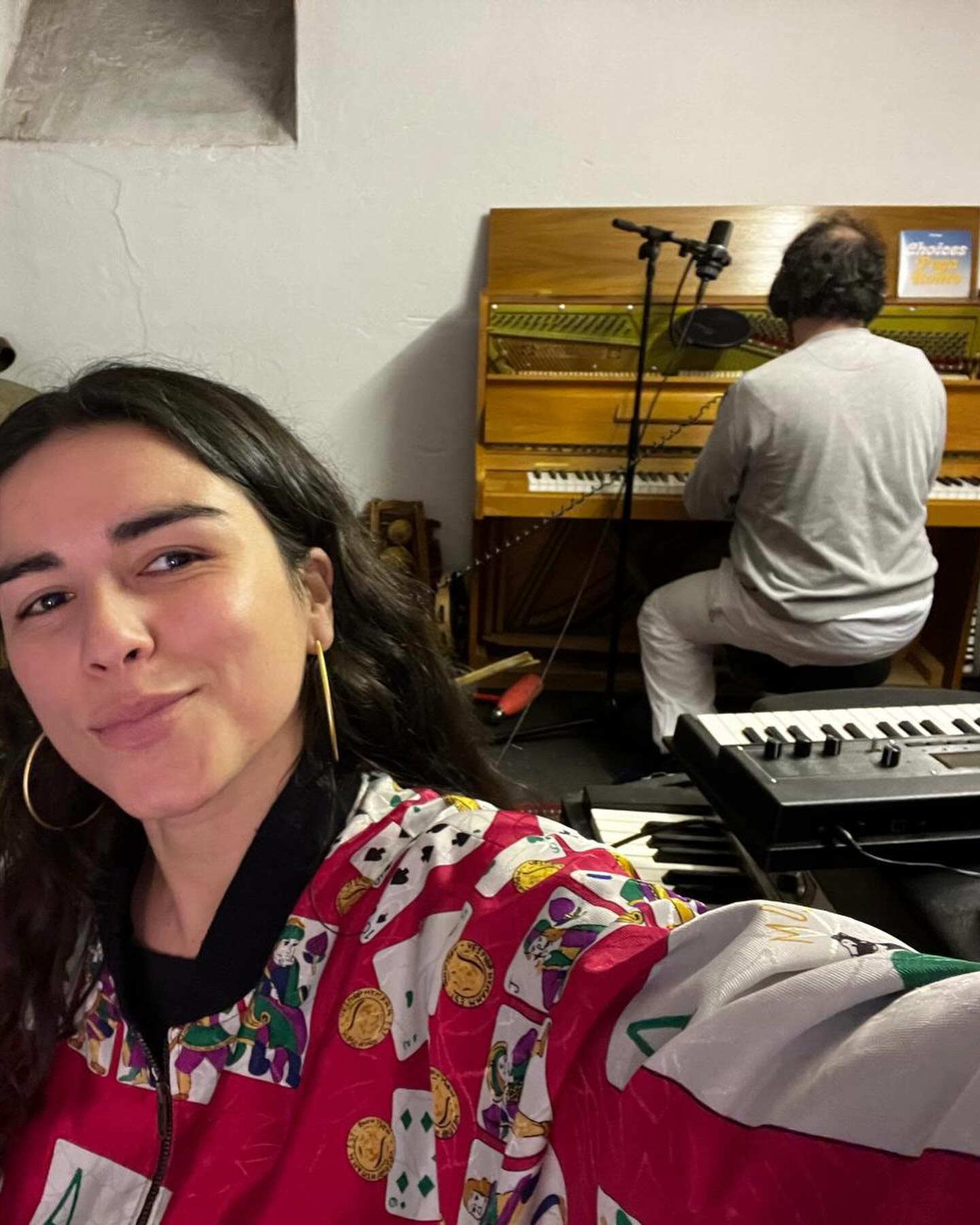 This Friday marks a special moment for @kalabrese.spatz & @kenny__joness as they present their latest single, Poema entre sexos, at @club_malasana
Recorded in Zurich at Kalabrese’s studio in 2024, the track is now ready to be shared with the world. On the keys @kayyak_music 🔒 Song available in all music platforms very soon.
Kenia will commence the night, presenting @kalabrese.spatz and the track, while we welcome @1nighttonly to the family. Tickets are moving fast. Make sure to arrive early.
Con mucha Alegria ❤️🔥
Flyer by @mafontropics