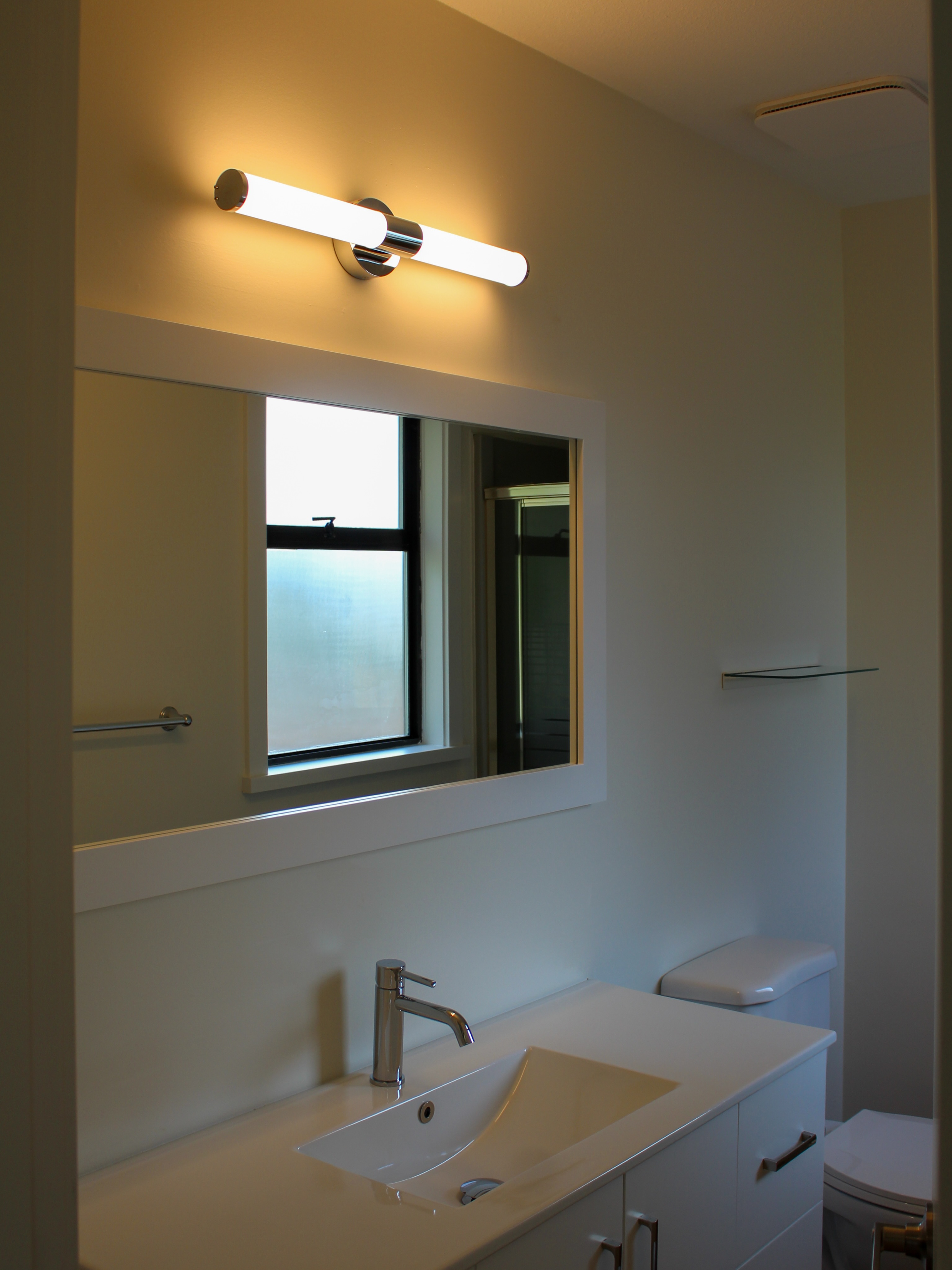 A beautiful renovation project in collaboration with @kfahomes
Every detail was thoughtfully designed and crafted with care, passion, and precision to transform this residence into a warm and timeless living space.
#construction #metrovancouver #generalcontractors #painting #renovation